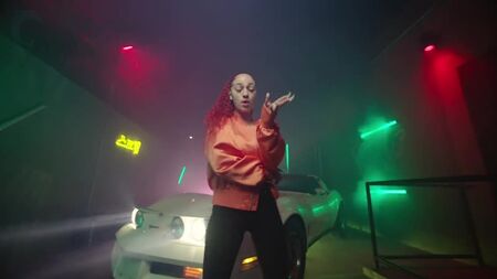 BHAD BHABIE feat. Tory Lanez - Babyface Savage [Première du clip]