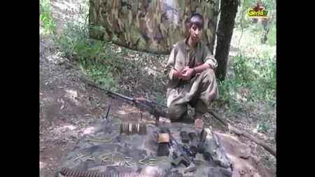 Des images montrent les armes capturées par le HPG aux troupes turques dans la vallée d'Ali Dirêj, à Bradost
