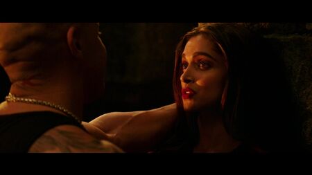 Deepika Padukone - xXx : Return of Xander Cage (2017) 1080p Nude ? Sexy / Deepika Padukone - Trois X : Domination mondiale