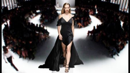 Blumarine - Printemps-Été 2018 - Semaine de la mode de Milan