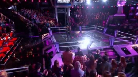 Jessica Childress vs. Vedo "Locked Out of Heaven" (enfermé hors du paradis)