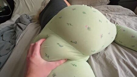 Je suis venu te baiser. Déshabiller!