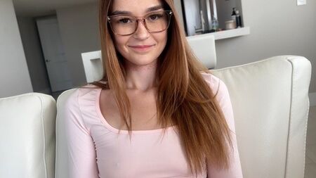 Enseigner le sexe à une demi-soeur de 18 ans