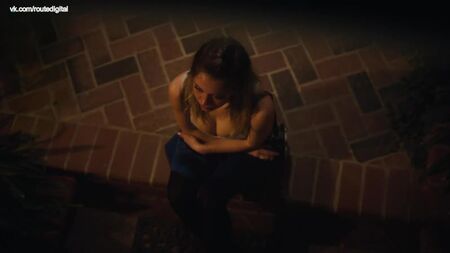 Hunter Schafer nu, Alexa Demie, Sydney Sweeney sexy - Euphoria (2019) s1e4 HD 1080p Regarder en ligne