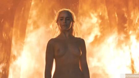 Compilation de nus de Game of Thrones