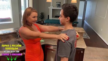 Une jeune fille se fait baiser par son petit ami de 20 ans, Janet Mason OnlyFans