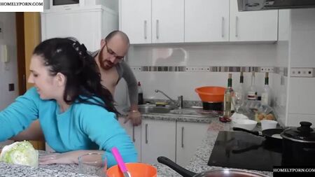 Baiser dans la cuisine tout en cuisinant Pamela y Jesus plus de vidéos dans la cuisine dans onlyfans pamela sanchez Big Boobs Tits Ass Amateur