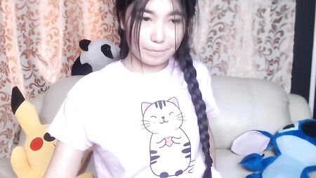 Une femme kazakhe se masturbe anal