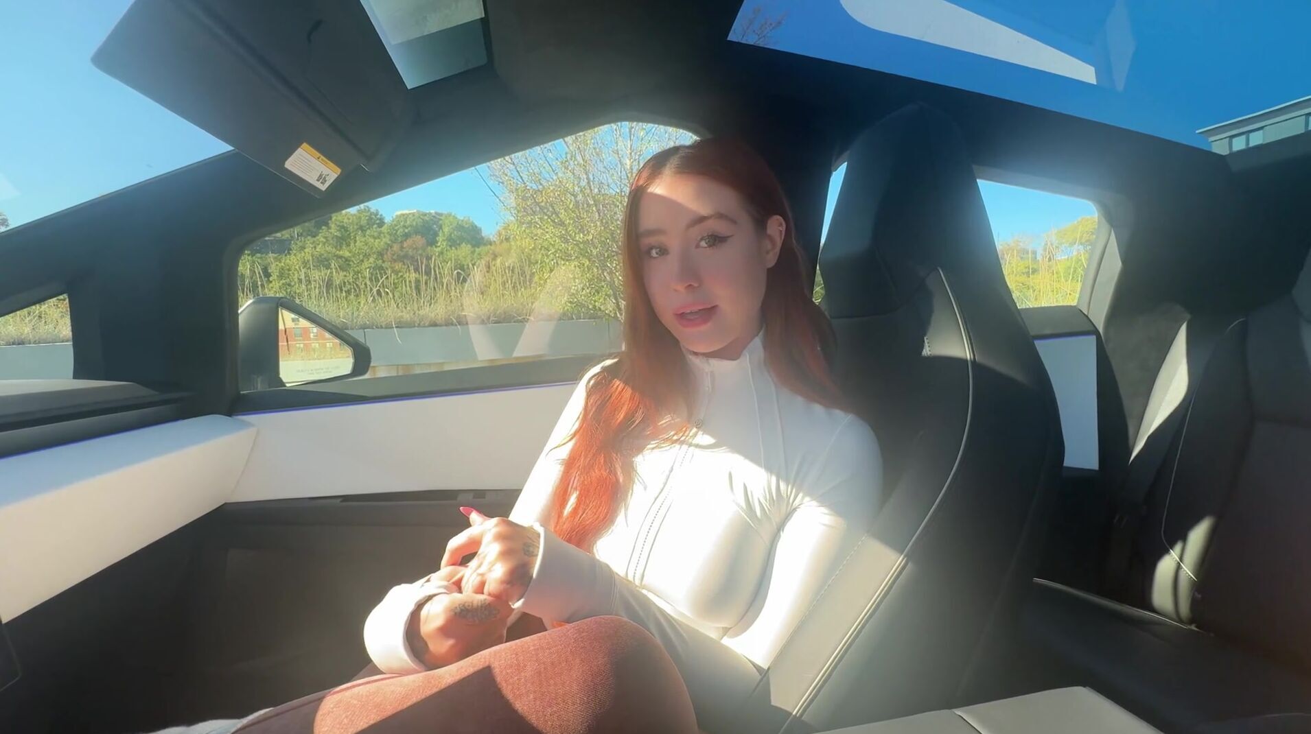 Je te le donnerai certainement dans le cybertruck