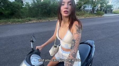 Veux-tu me faire faire un tour sur ta bite ?