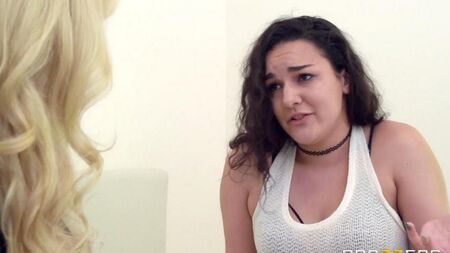 Mère mature a baisé le gars de sa fille