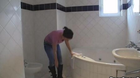 Sexe sauvage après douche