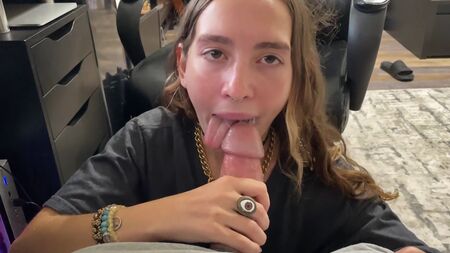 Arrête de me cacher ta chatte