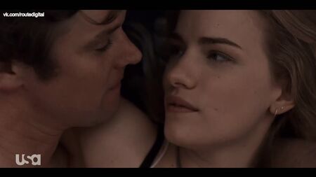Willa Fitzgerald, Marlo Kelly, Herizen F. Guardiola - Dare Me (2019) saison 1, épisode 4 en HD 1080p. Des scènes de nudité ? C'est sexy ! Regarder en ligne