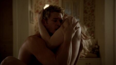 Deborah Ann Woll nue - True Blood s07e04-05 (2014) HD 1080p