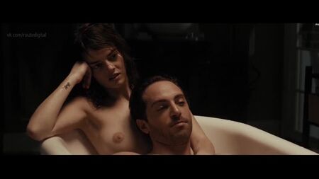 Samara Weaving nue - Last Moment of Clarity (2020) 1080p Regarder en ligne / Самара Уивинг - Момент истиныWeb