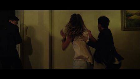 Dawn Olivieri nue - Darc (2018) HD 1080p Regarder en ligne