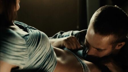 Vera Farmiga nue - Running Scared (2006) HD 1080p
