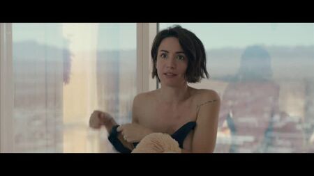 Andrea Delogu nue - Divorce à Las Vegas (2020) HD 1080p Regarder en ligne / Andrea Delogu - Divorce à Las Vegas