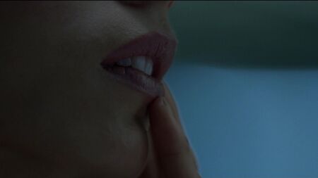 Angela Sarafyan nue - Westworld s01e01 (2016) HD 1080p