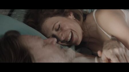 Amy Hargreaves, Kate Walsh Nude - Sometime Other Than Now (2021) HD 1080p / Amy Hargreaves, Kate Walsh - Une autre fois