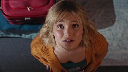 Olivia Holt, Reha Sandill - Turkey Drop (2019) HD 1080p Nu(e) ? Sexy ! Regarder en ligne