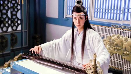 Wang Yibo « Ne pas oublier » (sous-titres en russe, bande originale de « L'Indomptable / L'Appel de Chen Qing »)
