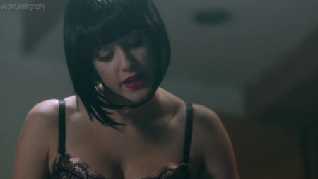 Les sexy Lili Reinhart et Camila Mendes - Riverdale (2017) - Saison 1 / Épisode 3 s1e3
