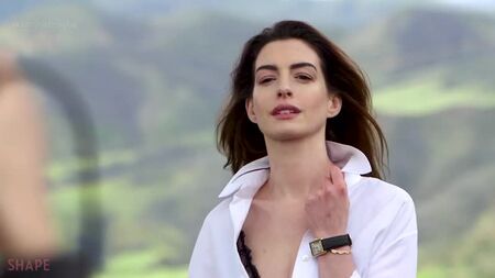 Anne Hathaway - Dans les coulisses - En couverture du magazine SHAPE, juin 2019 - HD 1080p - Nue ? Sexy !