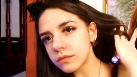 La première sodomie d'une jeune fille russe (porno russe, sodomie, amateur, sexe, porno, vidéo amateur, jeunes, webcam, fille, se masturbe)