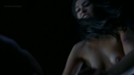 Janina Gavankar nue - True Blood s05e09-11 (2012) HD 1080p Regarder en ligne / Janina Gavankar - True Blood