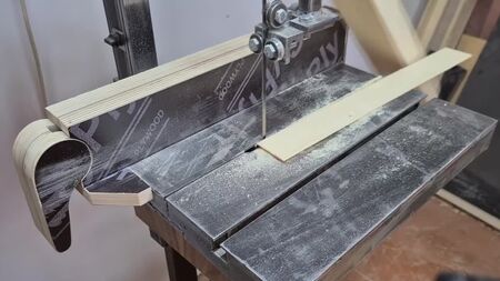 Hybride entre une scie à ruban, une meuleuse et une mini-scierie 1h / hybride entre une scie à ruban, une meuleuse et une mini-scierie p.1 ub,hbl ktynjxyjq gbks, uhby