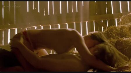 Merritt Patterson Nude - Wolves (2014) HD 1080p Regarder en ligne / Мерритт Паттерсон - Волки
