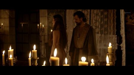 Silvia Alonso nue - La couronne brisée (Espagne, 2016) 1080p