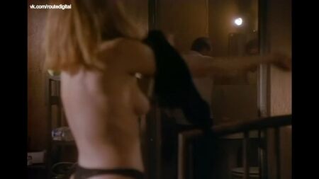 Marg Helgenberger nue - Contes de la crypte (1991) s3e12 Regarder en ligne