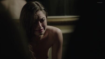 Matilde Gioli Nude - Un endroit sûr (2016) [HD 1080p WEB-DL]