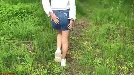 Sexe dans les bois (porno, inceste, sexe, intégral, famille, bois)