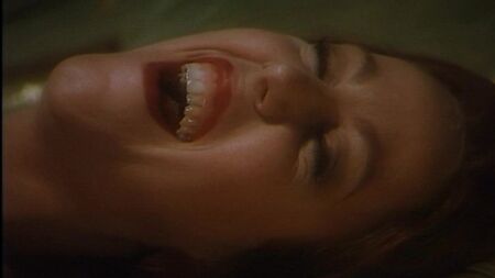 Stefania Sandrelli nue - Caramelle (1995) HD 720p