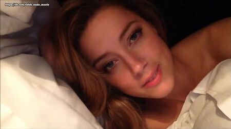 Amber Heard - Vidéo de nudité sur iCloud