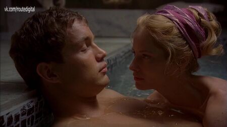 Sienna Guillory nue - Hélène de Troie (Royaume-Uni, 2003) 1080p Regarder en ligne