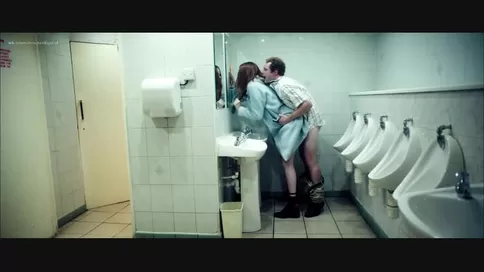 Трусикидегі және интимдік фотосуреттері жоқ әйелдер Ұйықтап жатқан анамен жыныстық қатынас