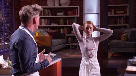 Madeleine Petch dans l'émission MasterChef