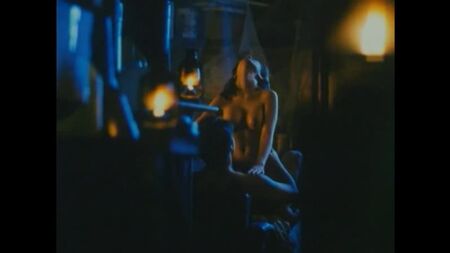 Rica Peralejo nue - Dos Ekis (2001) HD 720p Regarder en ligne