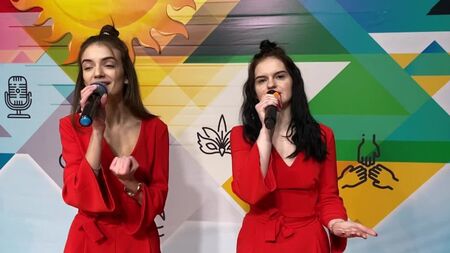 Le duo Polina Shaimova et Anastasia Vasyukova « C'est tout simplement la guerre » au GBOU « TSEC »