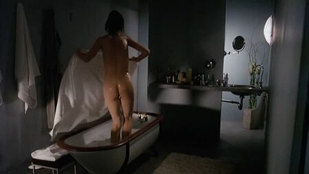 Charlotte Gainsbourg nue - L'Intrus (1999) HD 1080p Regarder en ligne