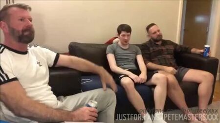 vacances entre hommes, porno gay, porno daddy bear, porno gay