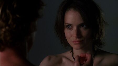 Winona Ryder nue – Sex and Death 101 (2007) HD 1080p Regarder en ligne / Winona Ryder – Sex and Death 101