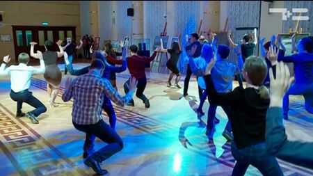 Un bal masqué à Tioumen ! - « Matin avec vous », 29 novembre 2016