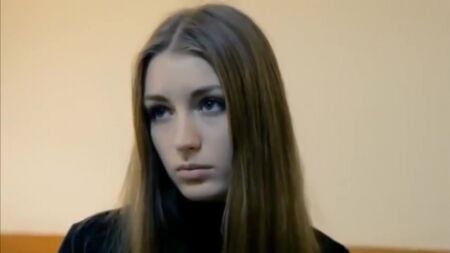 Le porno russe vous présente : le casting porno d'une beauté russe. Une très jolie fille :