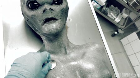OVNI de Roswell (porno, POV, BDSM, cosplay, fétichisme, horreur, hardcore)